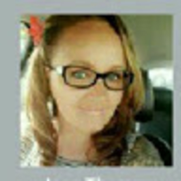 Meet your Posher, Jena - Picture 1 of 1